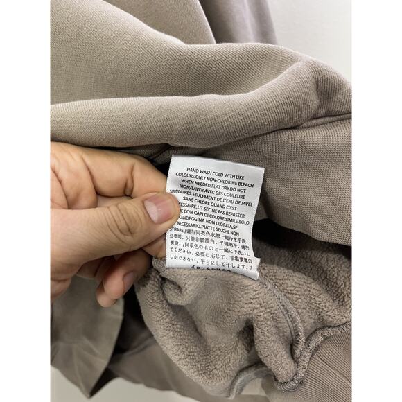 Fear Of God Essentials Hoodie Sweatshirt M Pullover Athletic Fleece Gorpcore Y2K - Picture 9 of 15